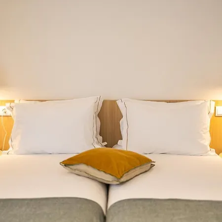 Watts House Hostel Seia