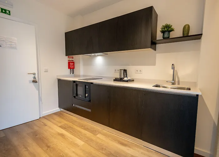 Hostal Watts House Seia